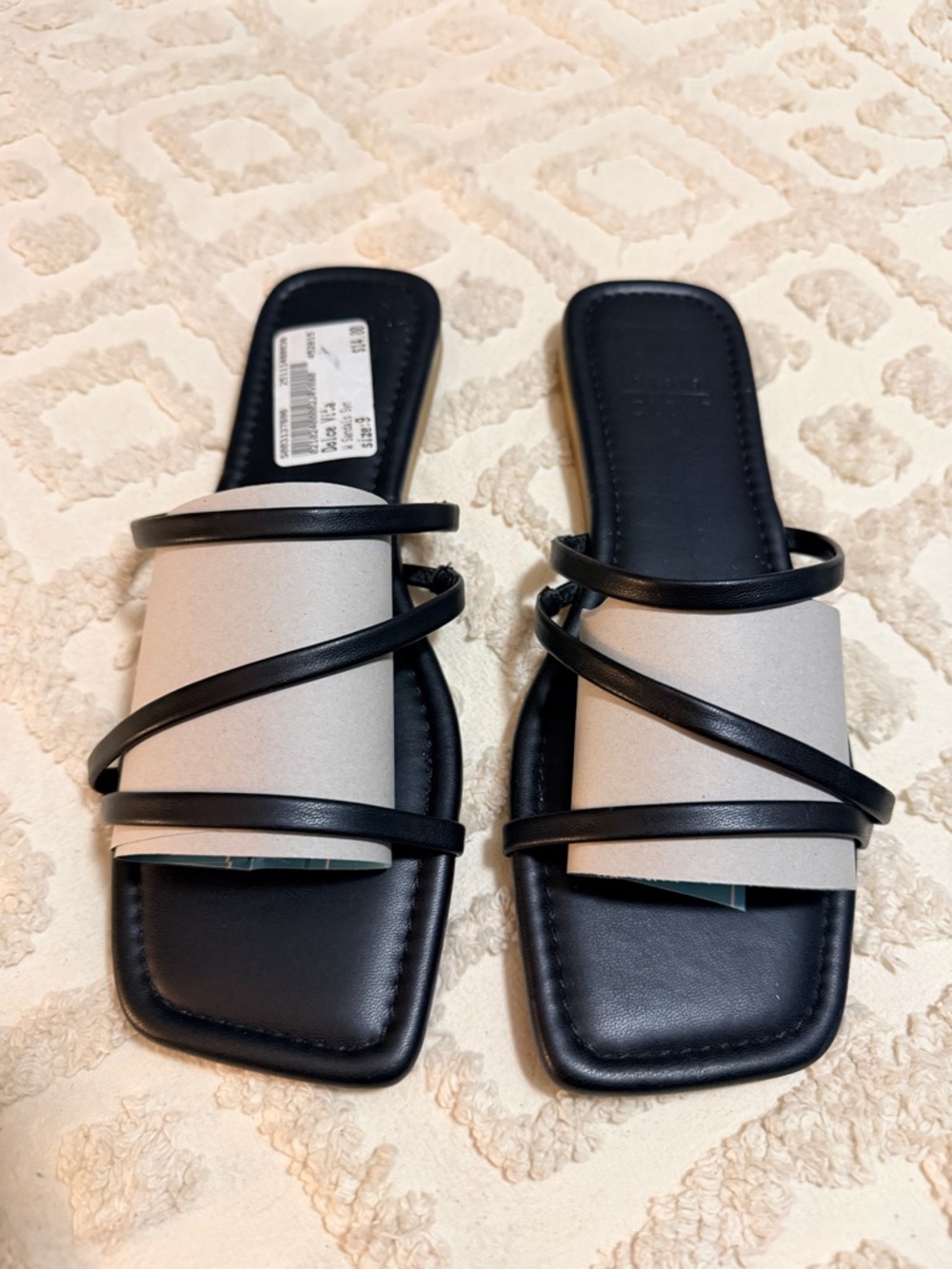 dioce vita Black Strappy Slide Sandals - Women's Size 9